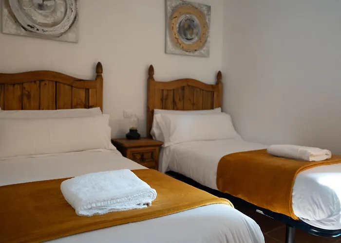 \'El Mirador De Sotillo\', Un Oasis De Confort Con Piscina Y Jacuzzis