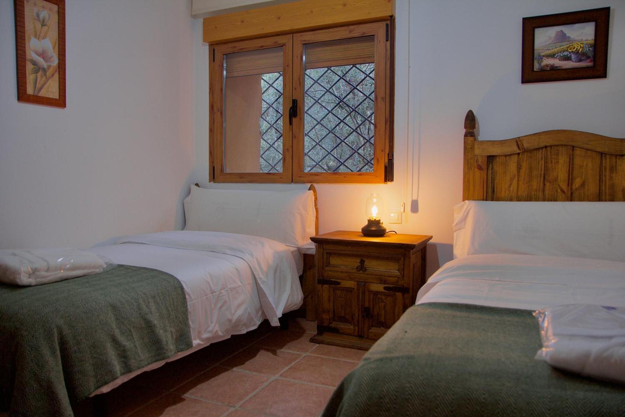 'el Mirador De Sotillo', Un Oasis De Confort Con Piscina Y Jacuzzis