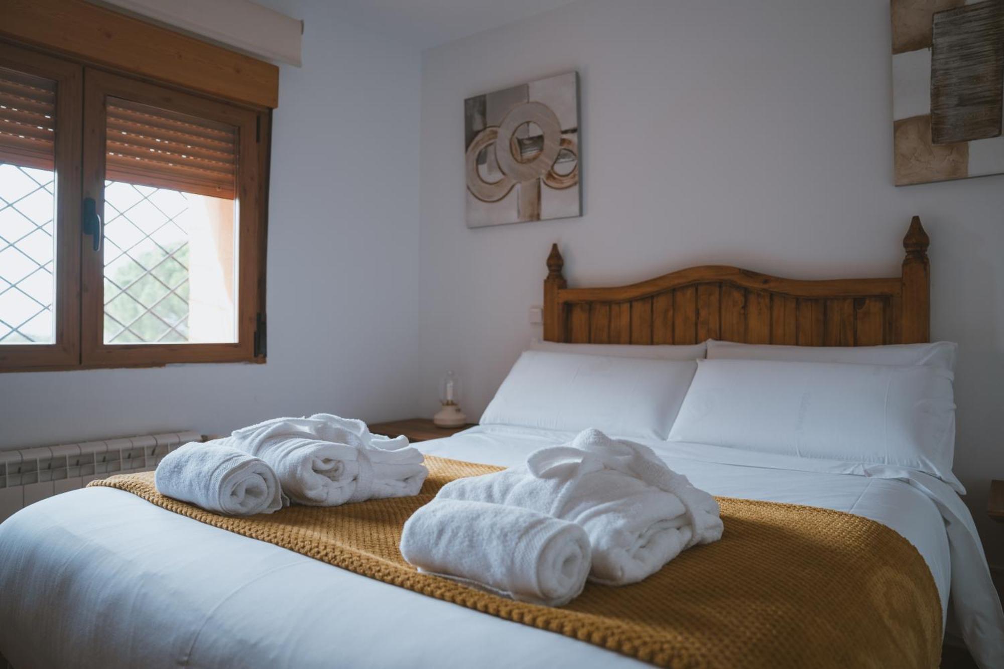 'el Mirador De Sotillo', Un Oasis De Confort Con Piscina Y Jacuzzis * Sotillo de la Adrada